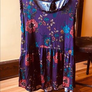 Floral sleeveless top